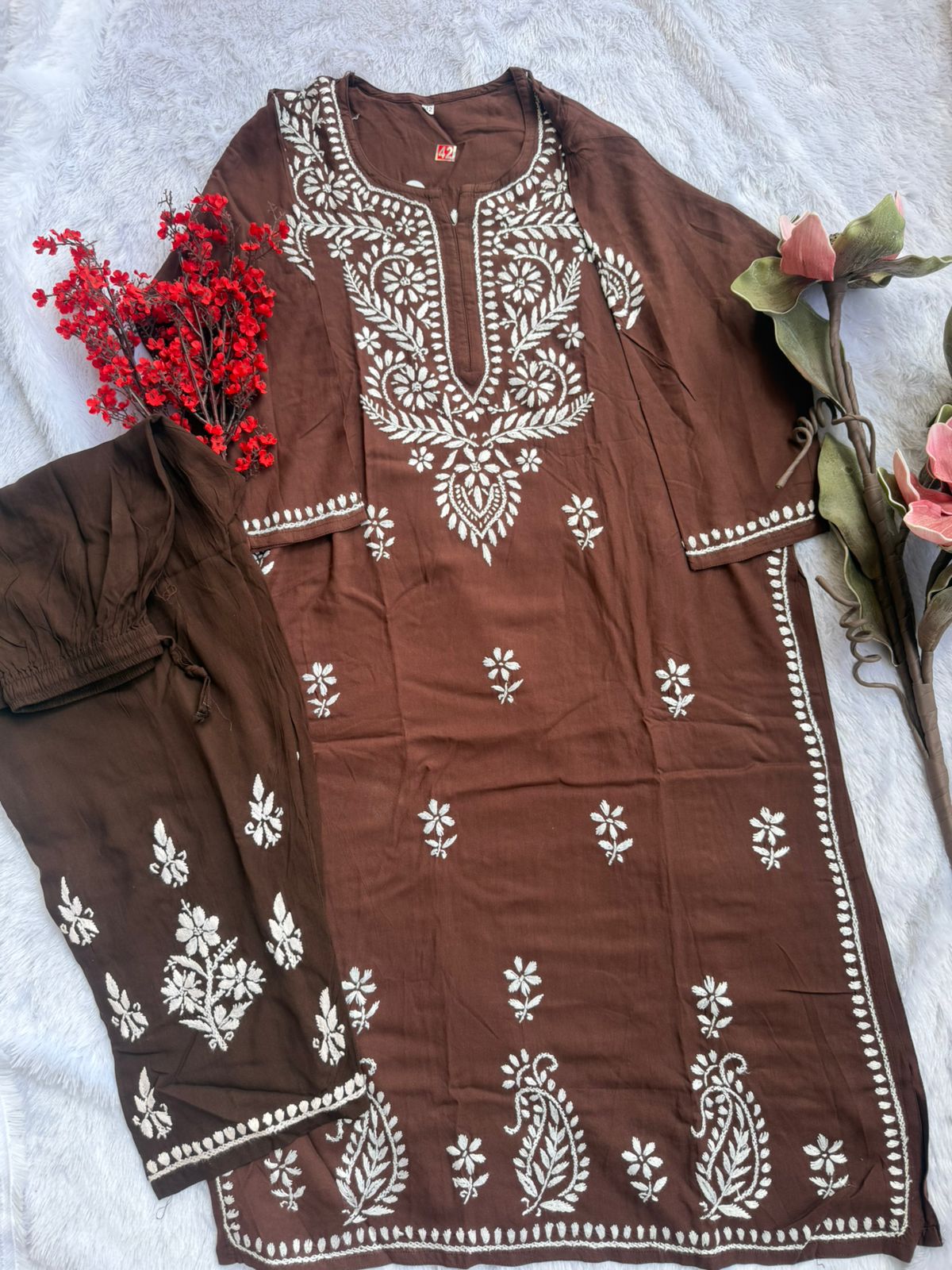 Chikankari Set